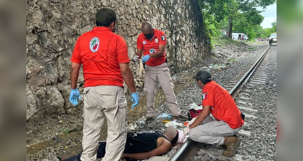 Grupo Beta auxilia a migrante lesionado al caer de tren en Veracruz
