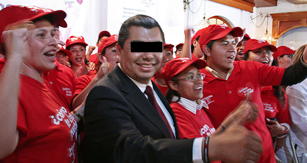 López Zavala, marinista que quiso la gubernatura de Puebla, hoy detenido