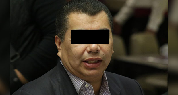 López Zavala no fue trasladado a penal de Tepexi, sigue en Cholula