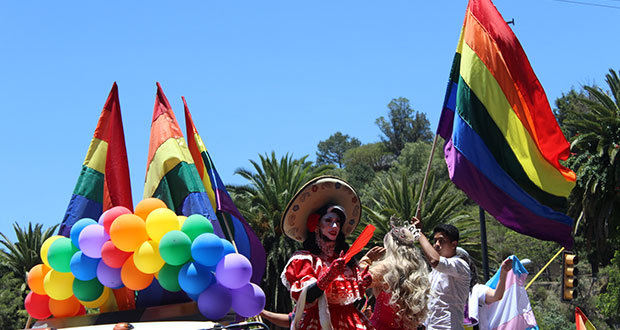 Vuelve la marcha del orgullo LGBTTI a Puebla; RUTA suspende servicio