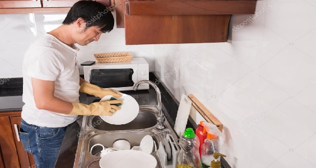 En México, 7% de varones que son padres se dedican al hogar: Inegi