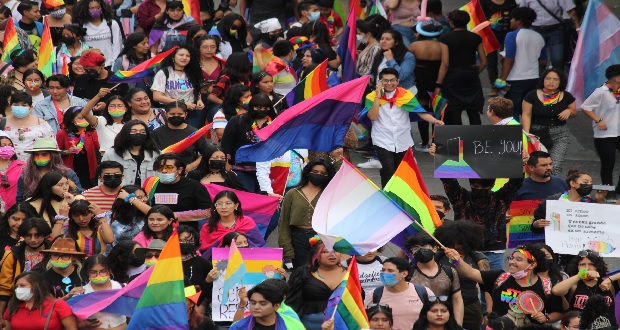 Tras 2 años, regresa marcha del orgullo; piden inclusión e infancias trans