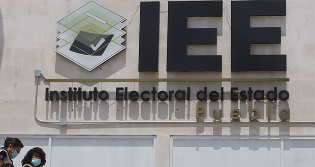12 de 17 que presentaron ensayo avanzan en proceso para presidir IEE de Puebla