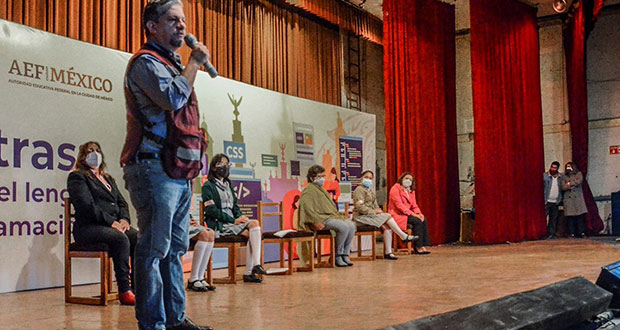 200 alumnas concluyen sus estudios en programación Web: SEP
