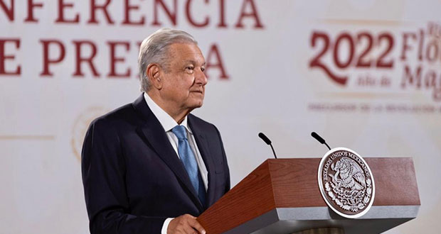 AMLO va por mayor austeridad sin despidos ni freno a obras