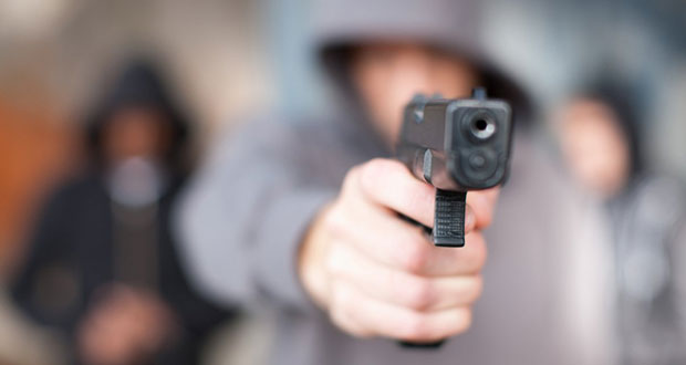 Ahora, asaltan a cuentahabiente en la Calzada Zavaleta; roban 130 mp