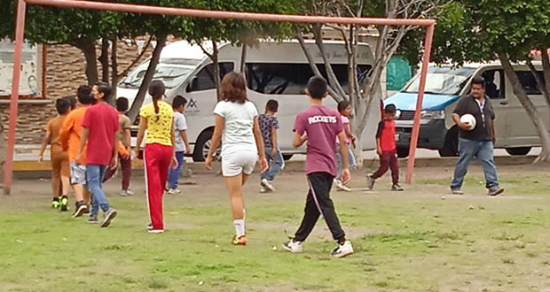 Antorcha da inicio a club de futbol en Izúcar de Matamoros