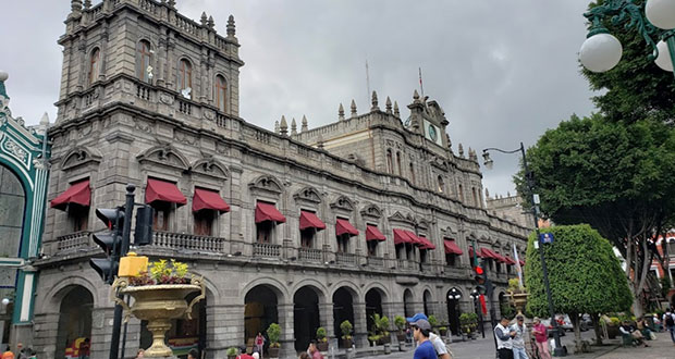 Ayuntamiento de Puebla pagará 125 mdp por seguros a trabajadores y vehículos