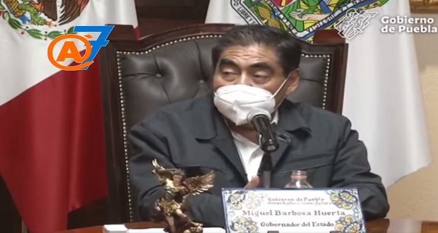 Barbosa llama "porros" a grupo de morenistas por violencia mitin en Puebla 