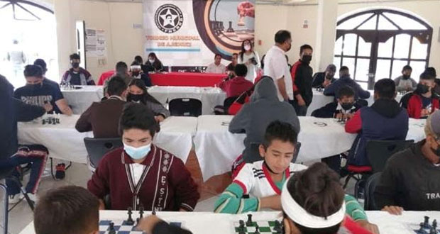 Fnerrr realiza torneo de ajedrez en Ocoyucan