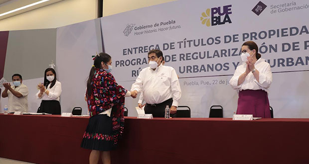 Gobierno de Puebla dará 100 mil títulos de propiedad con regularización
