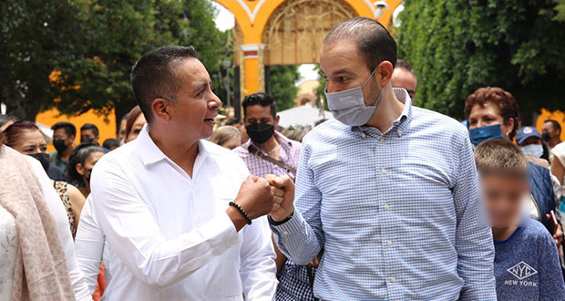 Marko Cortés visita Puebla; se reúne con panistas