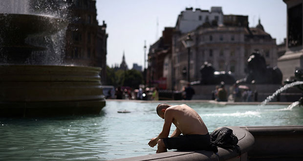 Ola de calor en Reino Unido: derrite asfalto y enciende alarmas