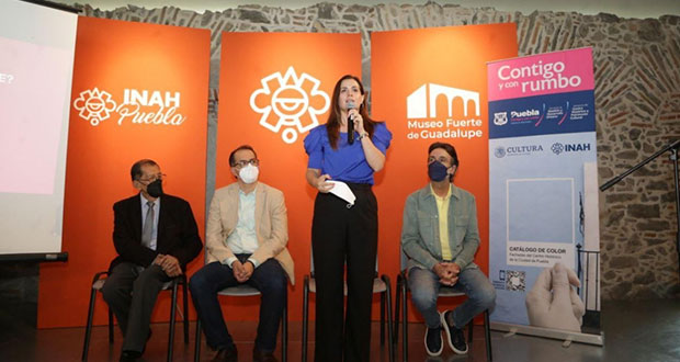 Presentan catálogo de color para fachadas del CH de Puebla