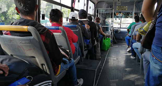 A 3 de 5 estudiantes poblanos no les han respetado descuento en pasaje