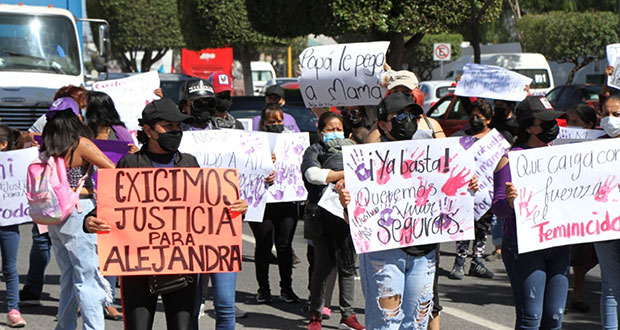 Acusan feminicidio de Alejandra en Tehuacán; cárcel a su pareja, piden