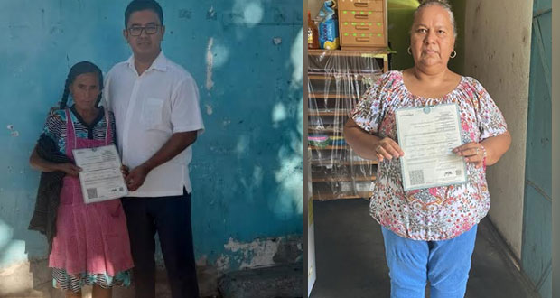 Antorcha entrega 2 actas de nacimiento corregidas en Coxcatlán  