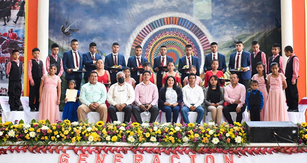 Edil de Huitzilan encabeza clausura de escuelas en San Miguel  