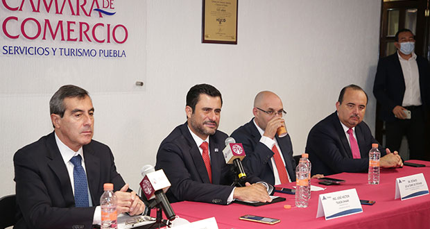 En Puebla, 5 de cada 10 negocios son informales, según Canaco