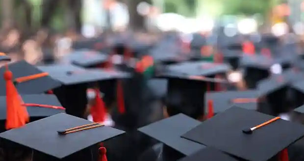 En Puebla, de cada 100 estudiantes, solo 28 terminan universidad: CIEP