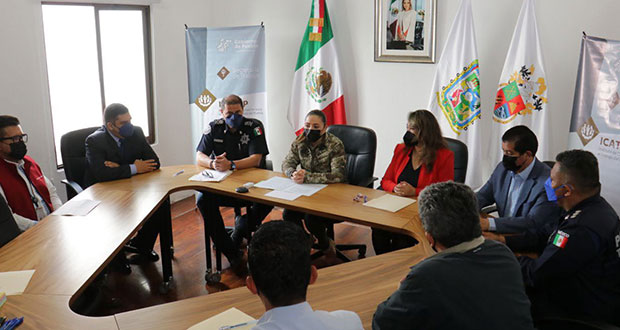 En San Pedro, capacitan a mujeres como operadoras del transporte
