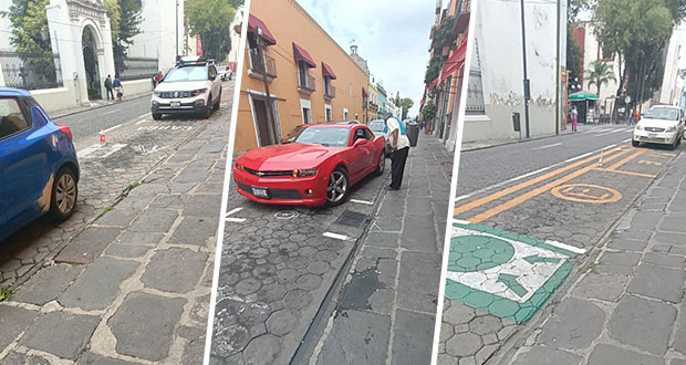 Franeleros apartan calles en el CH en domingo porque no hay parquímetros, dicen