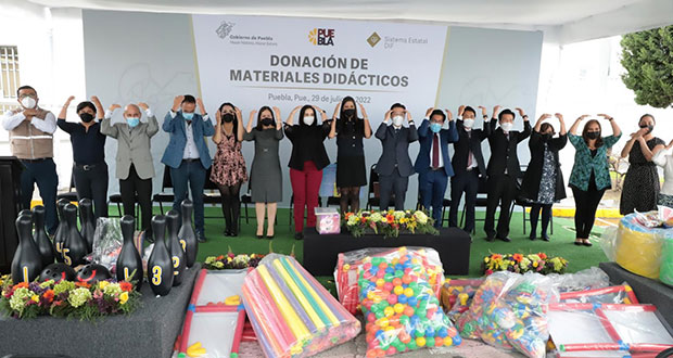 Fundación WeLoveU dona materiales didácticos y juguetes a DIF Estatal