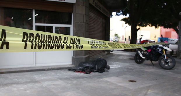 Hombre en situación de calle muere en Centro Histórico de Puebla 