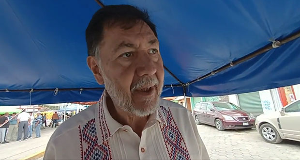 Fernández Noroña renuncia a diputación, se suma a candidatura