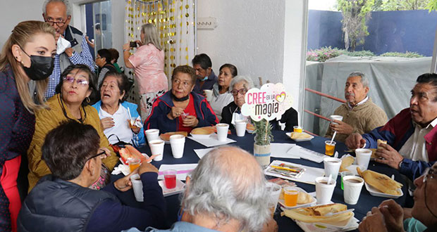 San Pedro Cholula reabre Casa del Abue para atender 160 adultos mayores 