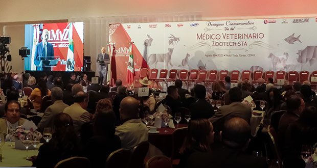Secretaría de Agricultura reconoce el trabajo de veterinarios