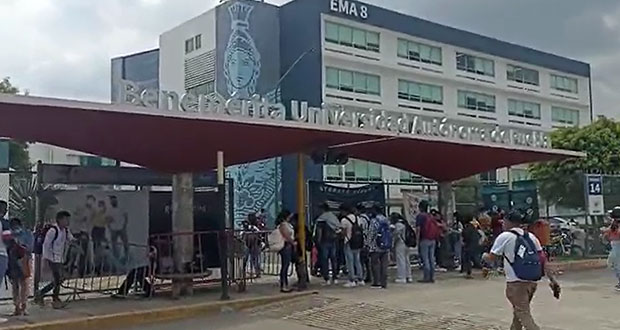 Alumnos de BUAP normalizan acceso con QR; perciben más seguridad