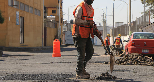 Ante quejas, Comuna amplía a 84 mdp para tapar baches; para 2023 serán 100 mdp