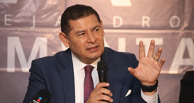 Armenta plantea a ayuntamiento de Puebla aplicar austeridad en 2023