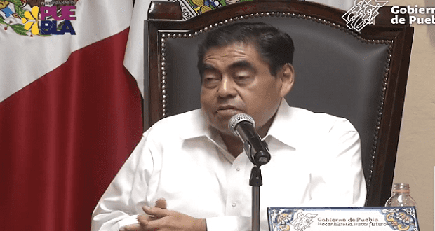 Barbosa pide a comuna de Puebla coordinación para decomiso de pirotecnia