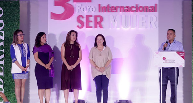 Clausuran Mundo Tlatehui y Lupita Cuautle tercer foro internacional ser mujer