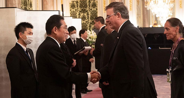 Ebrard asiste a funeral del exprimer ministro de Japón Shinzo Abe  