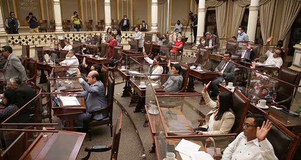 En Comisiones, avalan reformar la Ley de Adquisiciones de Puebla  