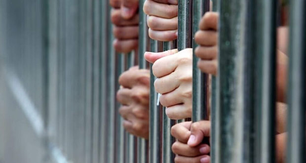 FGE de Puebla vincula a 10 personas por violencia familiar