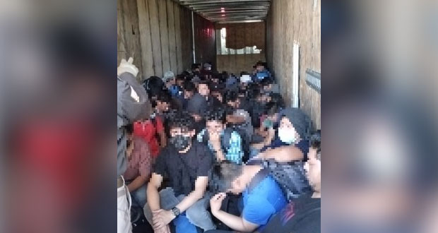 INM localiza a 110 migrantes dentro de tráiler en Nuevo León