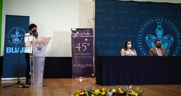 Prepa Cabrera de BUAP nació por exigencia social y egresados destacan