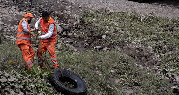 Retiran 3 toneladas de residuos de Puente Negro contra inundaciones