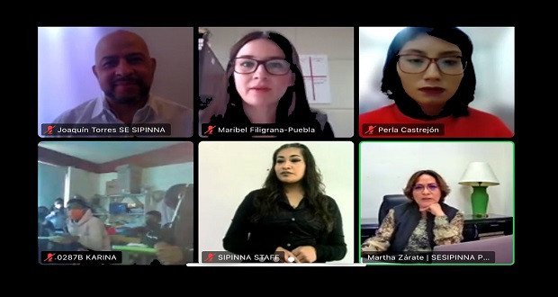 Estudiantes participan en el foro “Exprésate” contra la discriminación