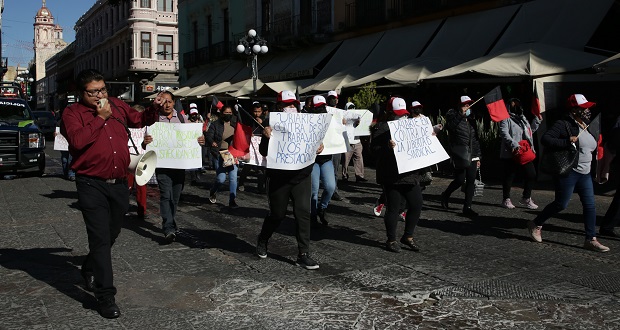 Trabajadores inician huelga en Uriarte Talavera; piden a estado intervenir