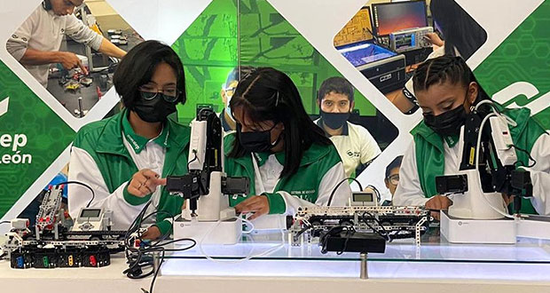 Alumnos de Conalep exponen proyectos en Feria Hannover Messe 2022