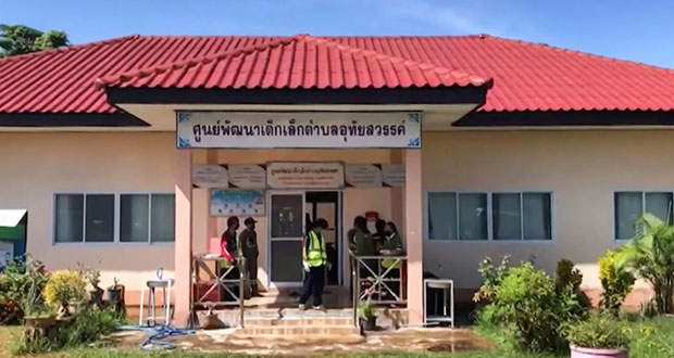 En Tailandia, expolicía mata a 36 personas; al menos 24 eran niños