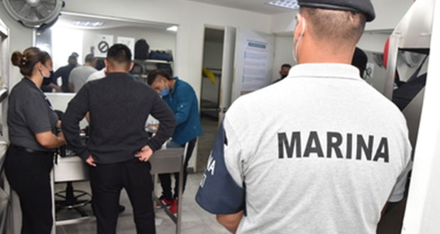 Marina controlará área de migración en AICM contra crimen: director 
