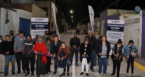 Paola Angon entrega remodelación de calle 10 Poniente; gasto de 1.9 mdp
