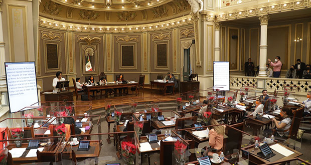 Diputados de PAN y Morena critican a Segom por declaraciones sobre colectivas