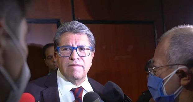 Sigo en Morena por AMLO; ataques, no Sansores, sino de grupo: Monreal